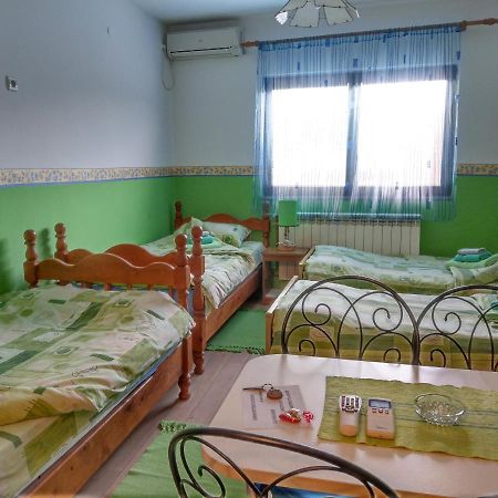 Apartment Harmonija Апатин Экстерьер фото