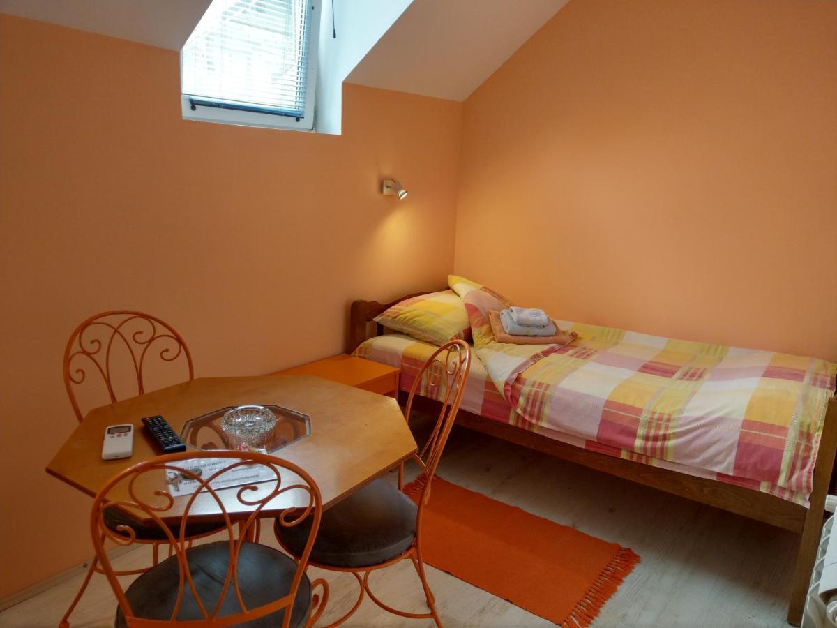 Apartment Harmonija Апатин Экстерьер фото