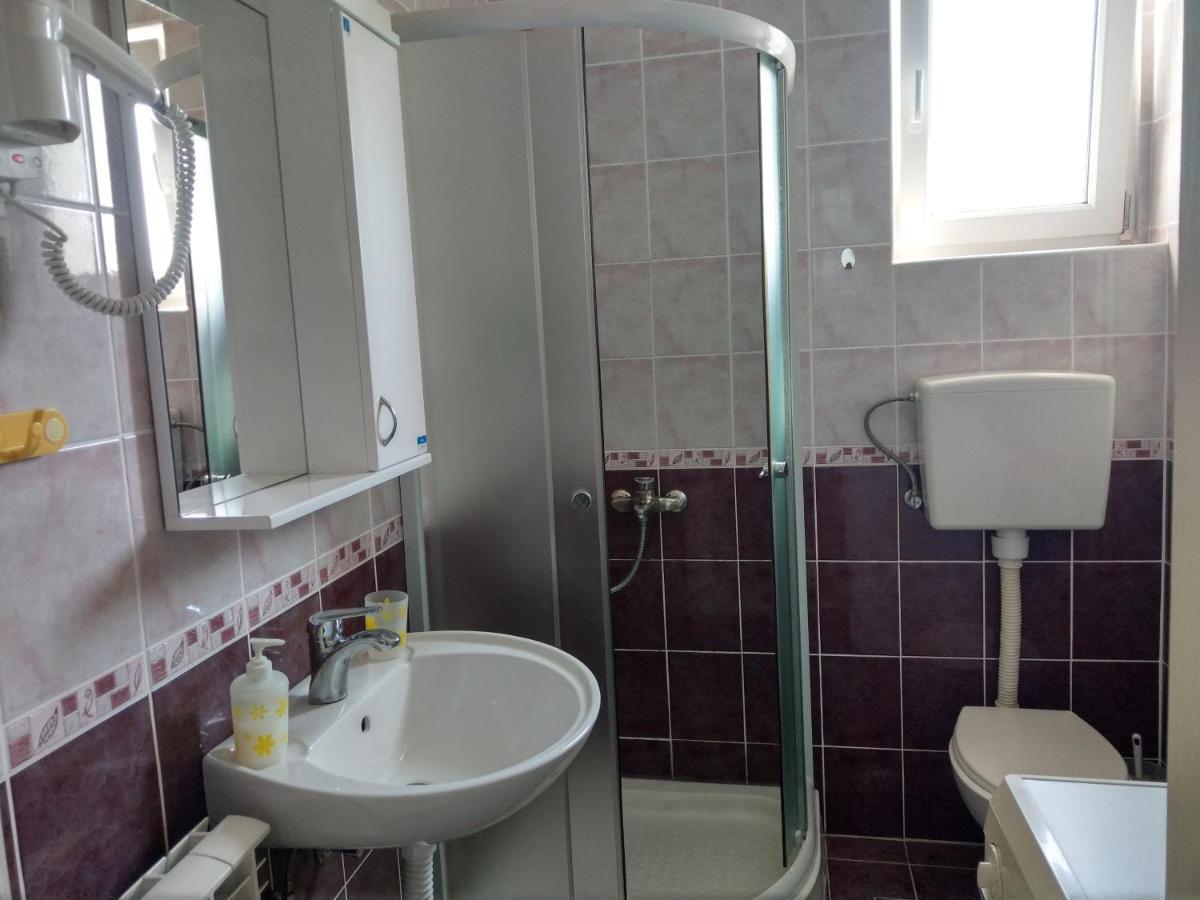 Apartment Harmonija Апатин Экстерьер фото